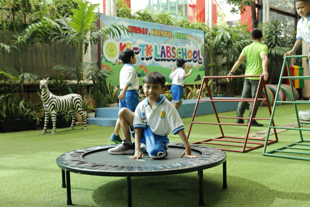 Mewujudkan Ruang Inklusi yang Bermakna di KB–TK Labschool  Melalui Program 5P